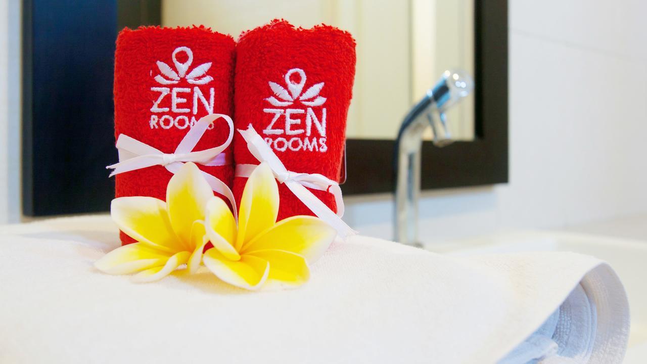 Cardinal Lucky Star Hotel Batam エクステリア 写真