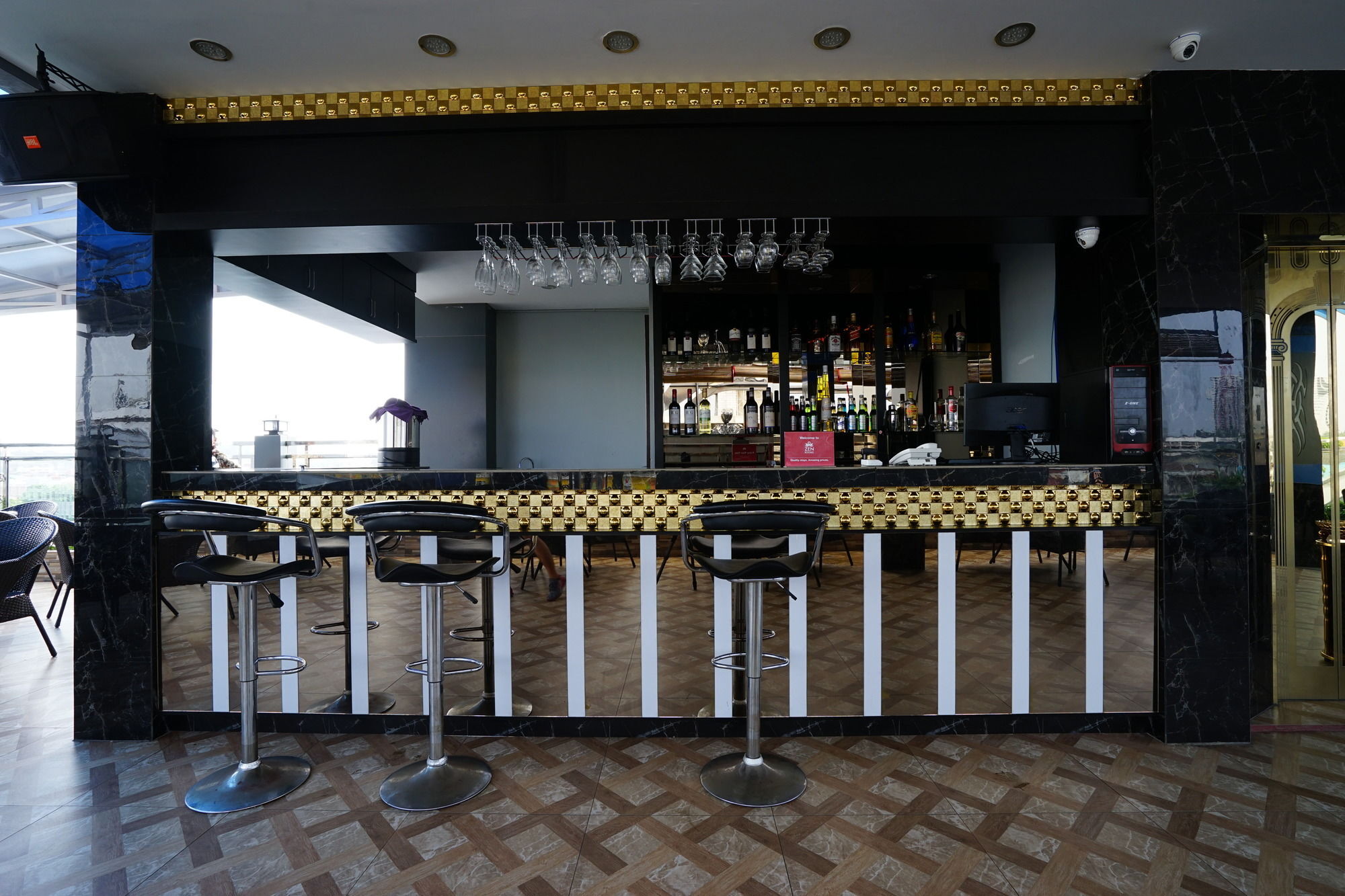 Cardinal Lucky Star Hotel Batam エクステリア 写真