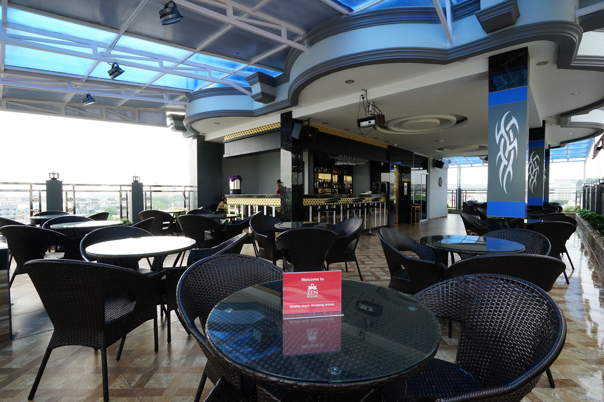 Cardinal Lucky Star Hotel Batam エクステリア 写真