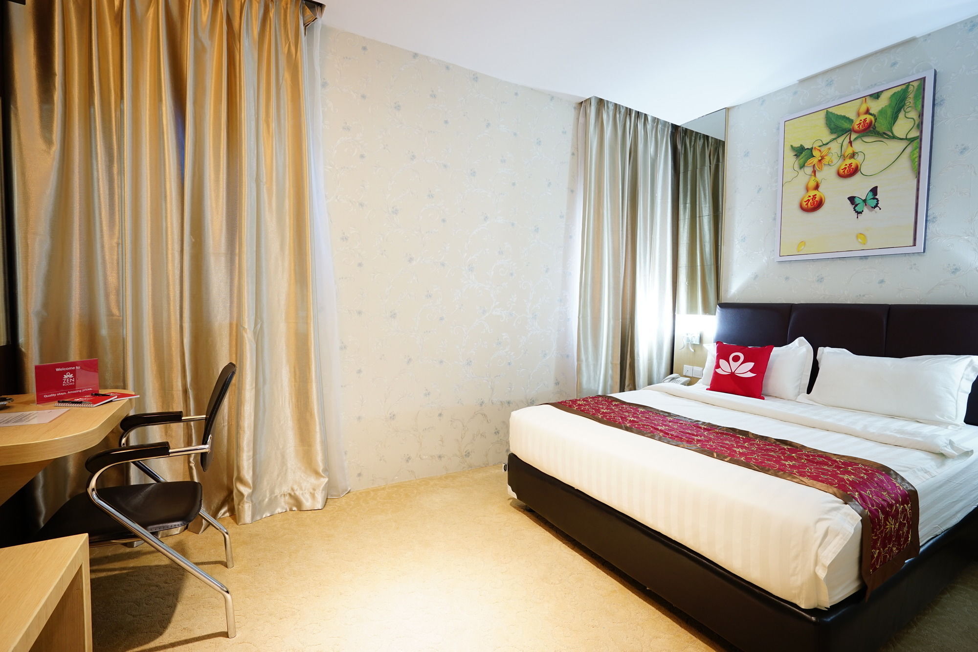 Cardinal Lucky Star Hotel Batam エクステリア 写真