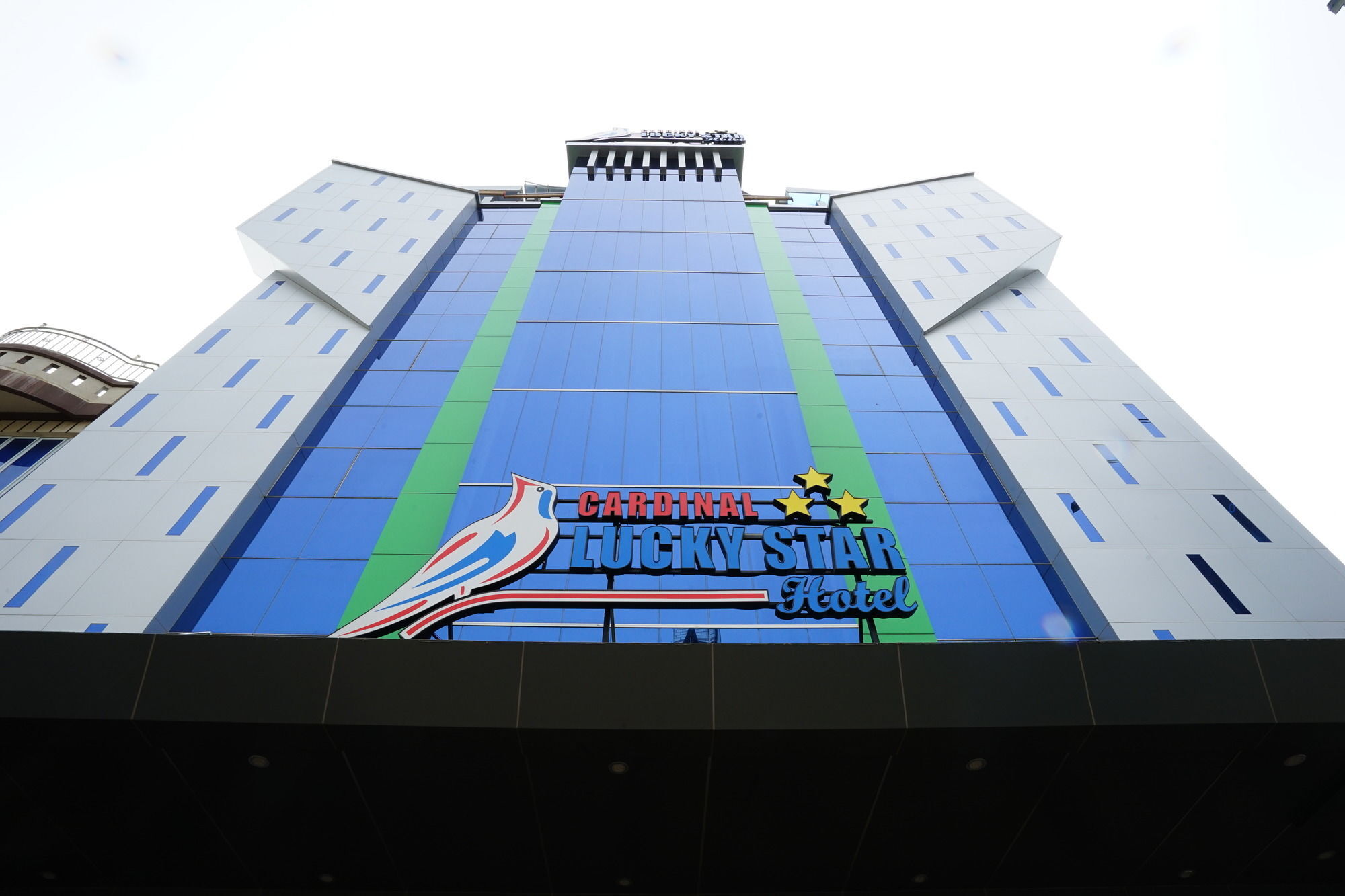 Cardinal Lucky Star Hotel Batam エクステリア 写真