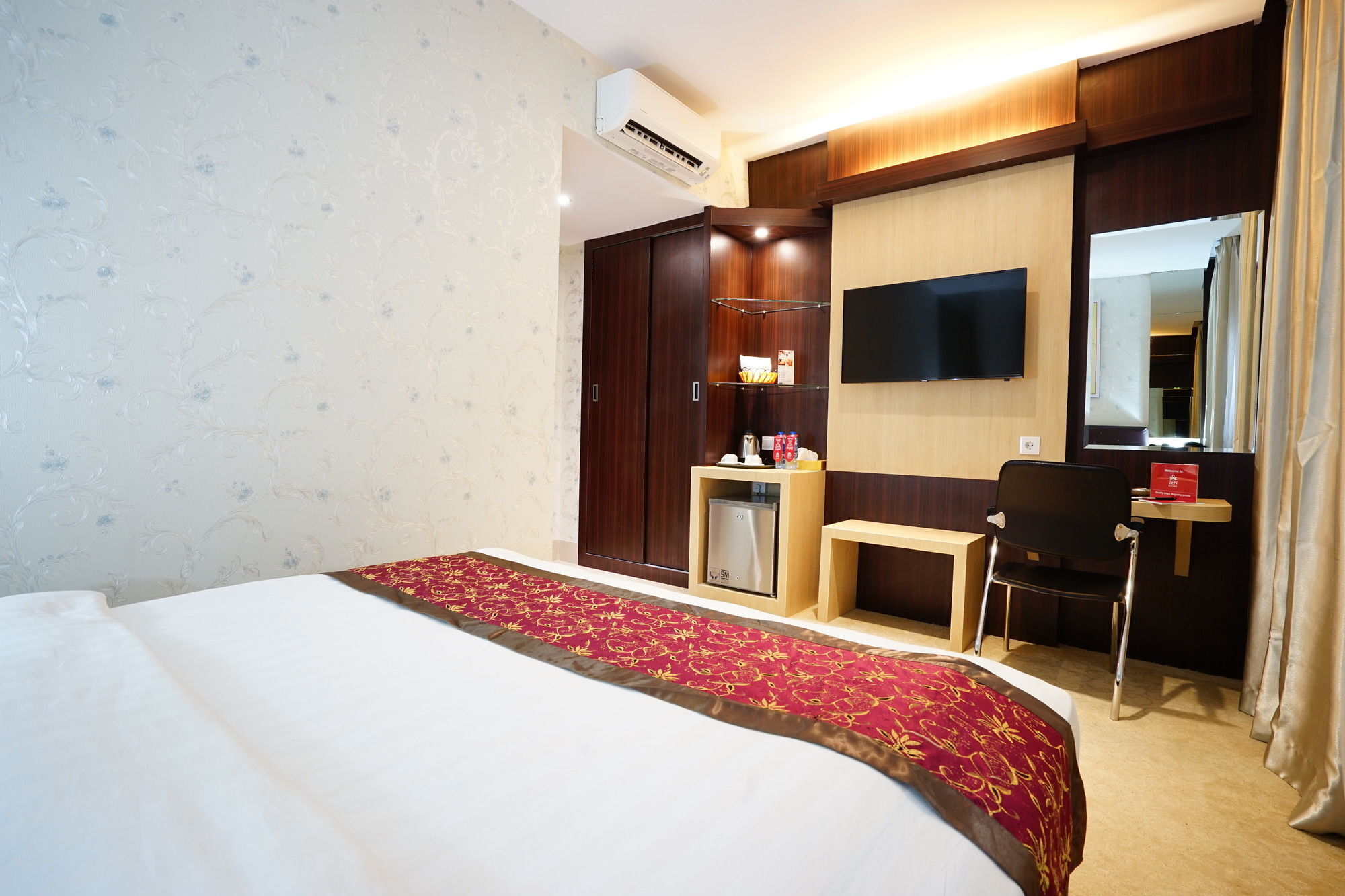 Cardinal Lucky Star Hotel Batam エクステリア 写真